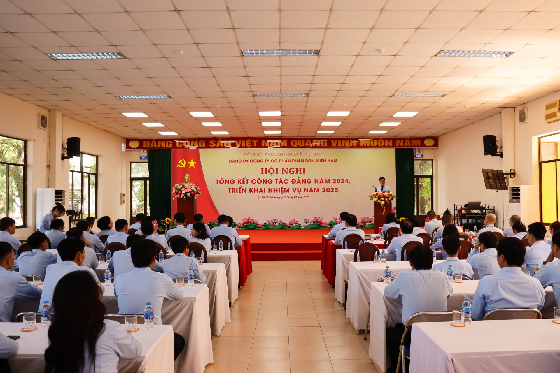 HỘI NGHỊ TỔNG KẾT CÔNG TÁC NĂM 2024 TRIỂN KHAI NHIỆM VỤ NĂM 2025