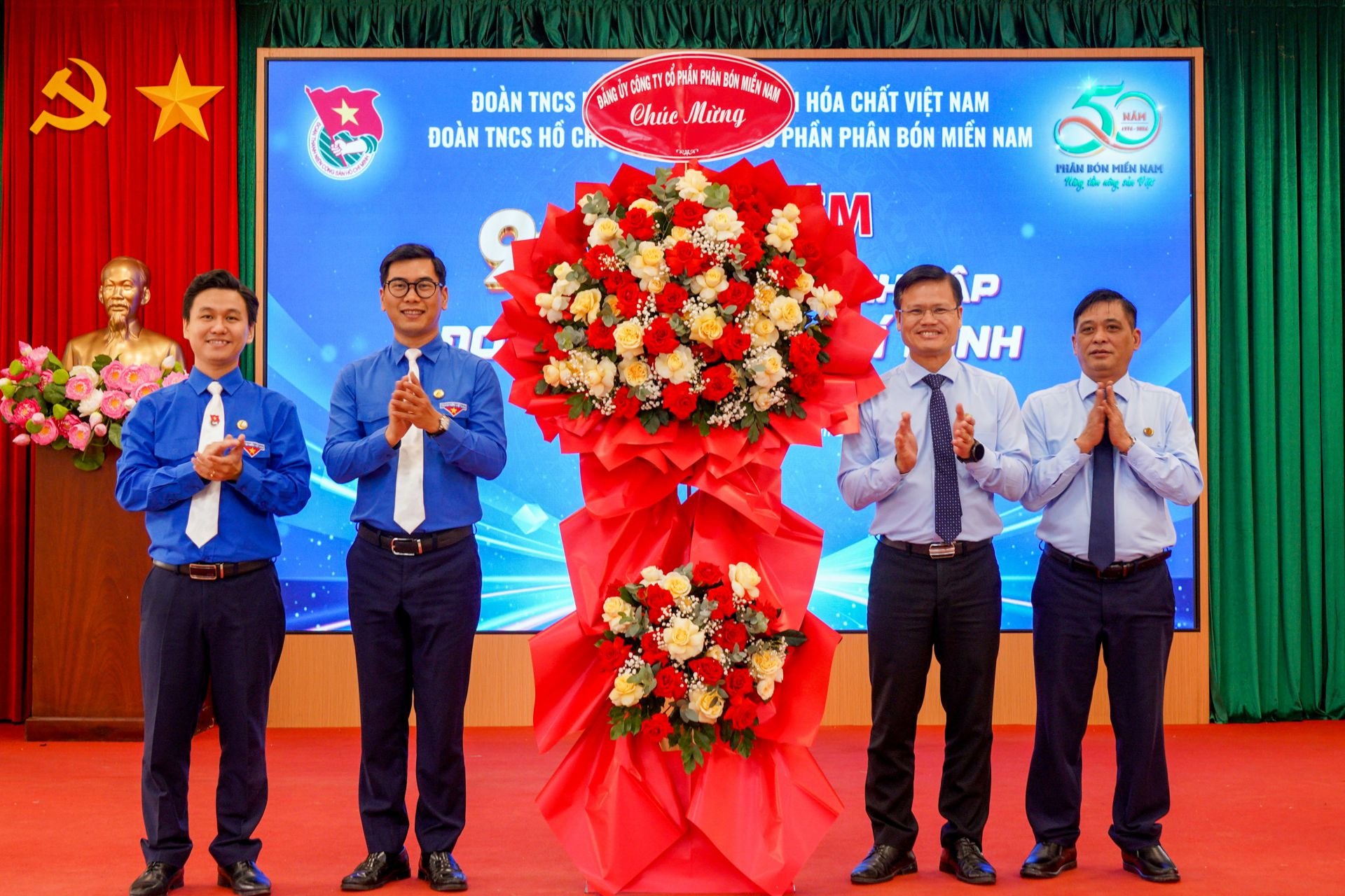 ĐOÀN THANH NIÊN CÔNG TY CỔ PHẦN PHÂN BÓN MIỀN NAM TỔ CHỨC MÍT TINH KỶ NIỆM 95 NĂM NGÀY THÀNH LẬP ĐOÀN TNCS HỒ CHÍ MINH