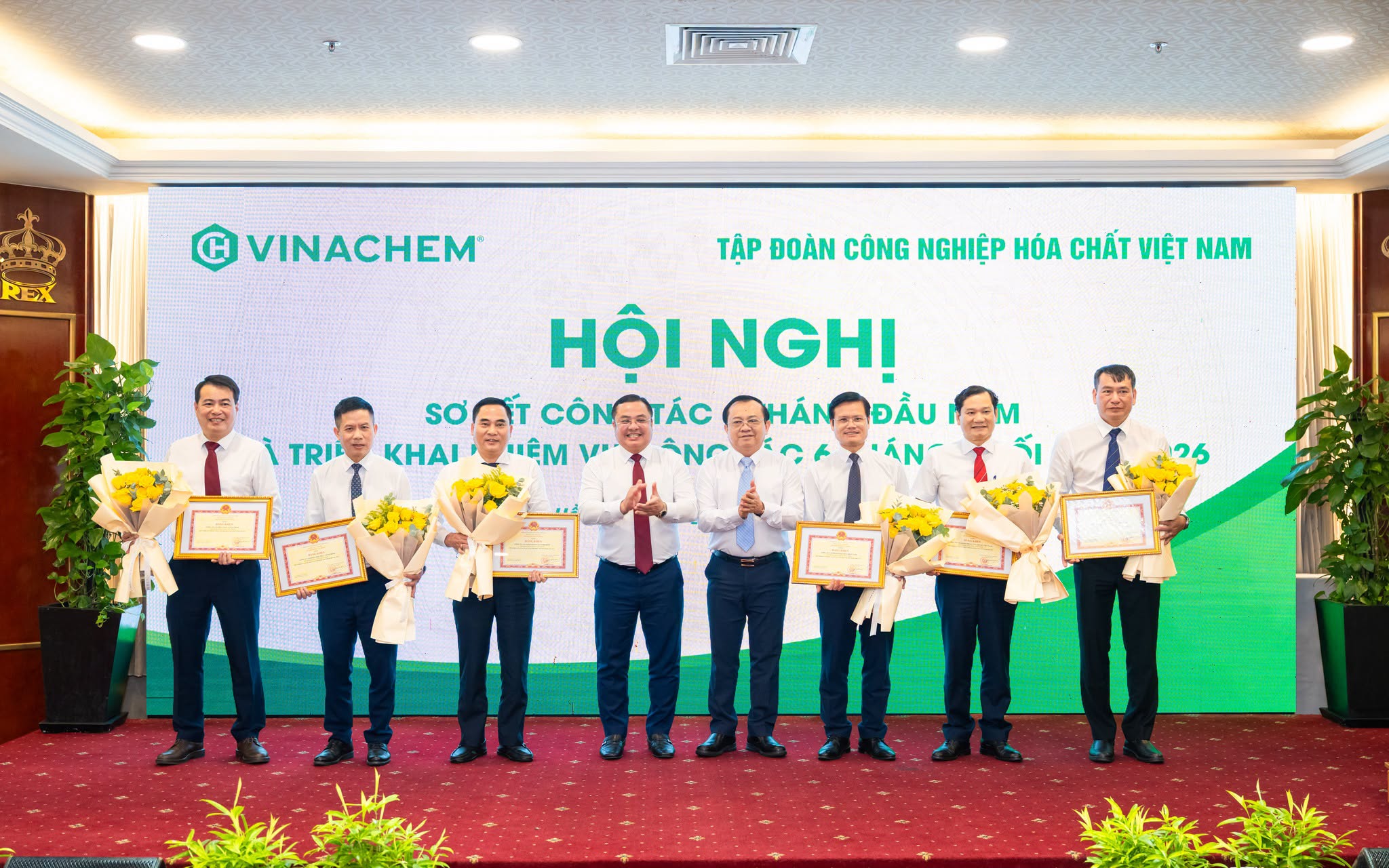 CÔNG TY CỔ PHẦN PHÂN BÓN MIỀN NAM VINH DỰ NHẬN BẰNG KHEN CỦA BỘ TÀI CHÍNH